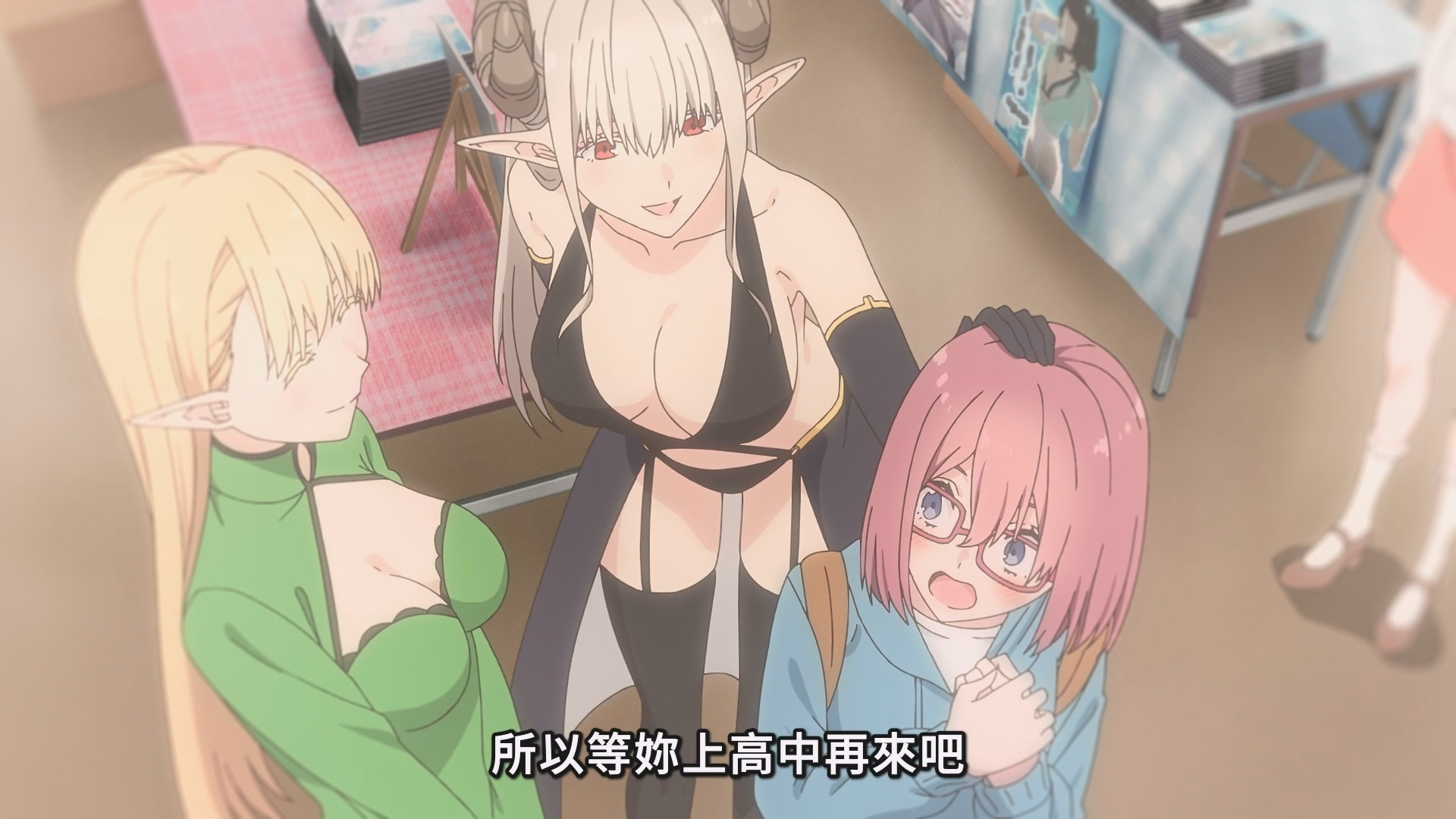 国中时潜入有年龄限制的会场,也因此对cosplay产生兴趣。 image
